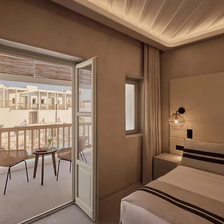 Yi Mykonos Hotel 4*
