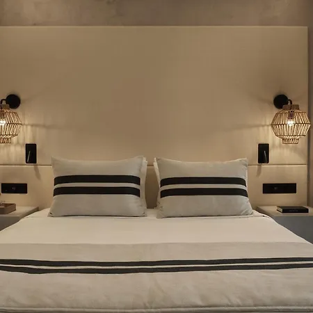 Yi Mykonos 4*