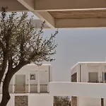 Yi Mykonos 4*